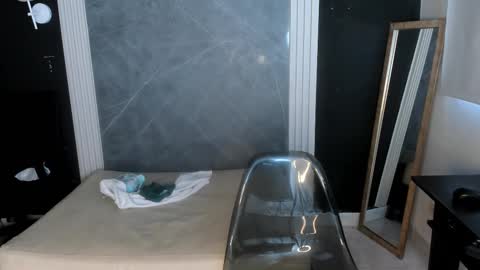 Yummyduo online show from 02/18/25, 12:17