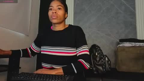 Yummyduo online show from 10/10/25, 12:04