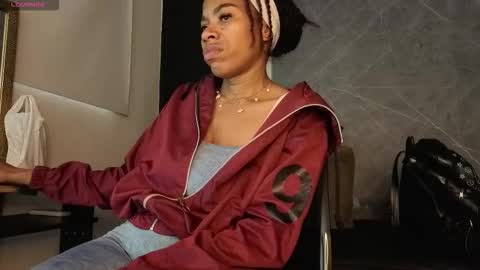 Yummyduo online show from 10/27/25, 11:47