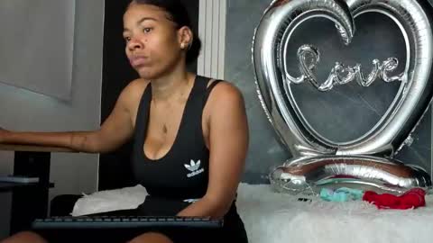 Yummyduo online show from 02/19/26, 11:39