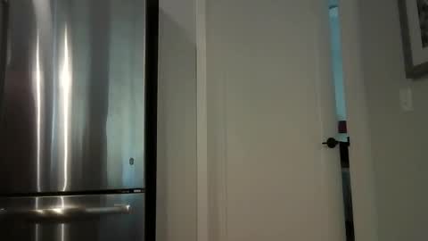 Snapshot of yummymushhead chatting on 12/28/24, 06:40 Yummymushhead online show from 12/28/24, 06:40