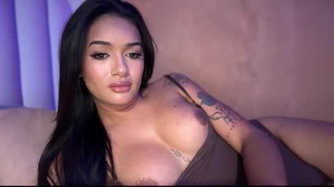 Goddes Renalyn online show from 09/25/25, 09:18