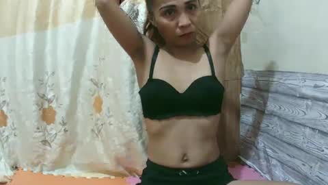 Snapshot of yummysexyhardnipple08 chatting on 02/24/25, 12:37 jhess online show from 02/24/25, 12:37