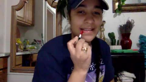 Snapshot of yummyyummyx88 chatting on 03/10/25, 03:30 yummyyummyx88 online show from 03/10/25, 03:30