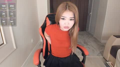 YunLi online show from 06/08/26, 03:23