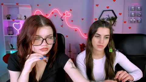 Snapshot of yuna_kim_ chatting on 04/01/26, 01:41 Yuna online show from 04/01/26, 01:41