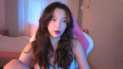 Snapshot of yuna_sunshy chatting on 06/28/26, 12:16 Yuna online show from 06/28/26, 12:16