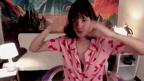 Yuna online show from 09/14/25, 12:04