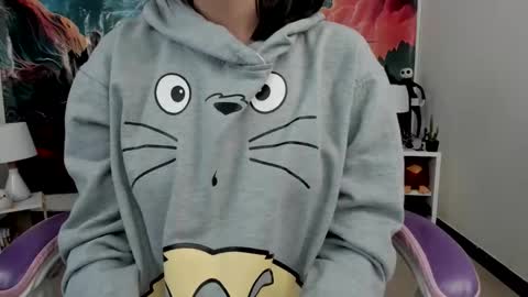 Yuna online show from 11/04/25, 03:22