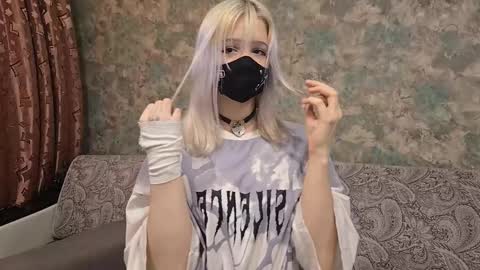 Snapshot of yunakiss chatting on 02/15/26, 07:32 Yuna online show from 02/15/26, 07:32