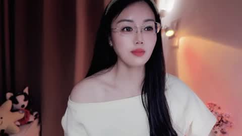 Snapshot of yuner0715 chatting on 06/26/26, 03:11 YunEr online show from 06/26/26, 03:11