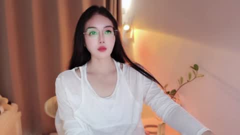 Snapshot of yuner0715 chatting on 07/22/26, 03:42 YunEr online show from 07/22/26, 03:42