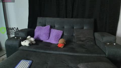 Snapshot of yungelitamor_ chatting on 04/28/26, 04:39 ELITA online show from 04/28/26, 04:39