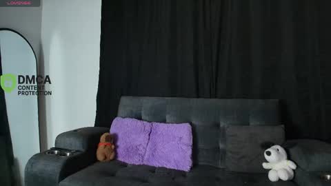 Snapshot of yungelitamor_ chatting on 05/03/26, 05:13 ELITA online show from 05/03/26, 05:13