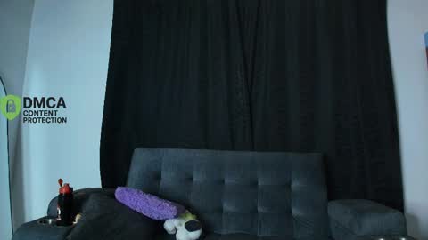 Snapshot of yungelitamor_ chatting on 05/25/26, 04:40 ELITA online show from 05/25/26, 04:40