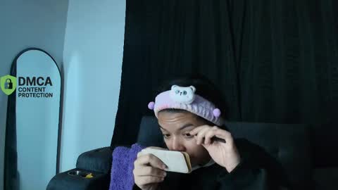Snapshot of yungelitamor_ chatting on 06/02/26, 04:58 ELITA online show from 06/02/26, 04:58