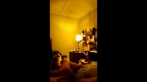 Snapshot of yunggeezer chatting on 12/14/25, 01:16 yunggeezer online show from 12/14/25, 01:16