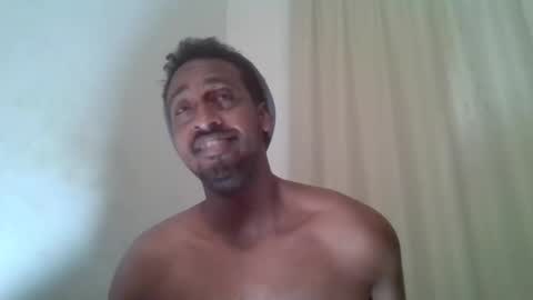 Snapshot of yungma chatting on 12/15/24, 12:40 yungswade online show from 12/15/24, 12:40