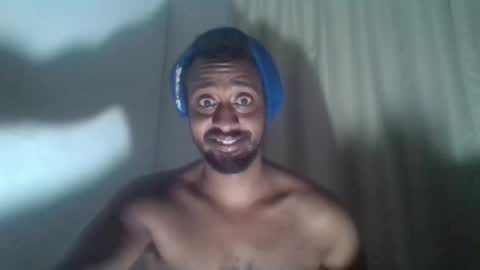 Snapshot of yungma chatting on 01/13/25, 01:23 yungswade online show from 01/13/25, 01:23