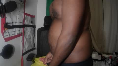 Snapshot of yungma chatting on 11/01/25, 04:58 yungswade online show from 11/01/25, 04:58