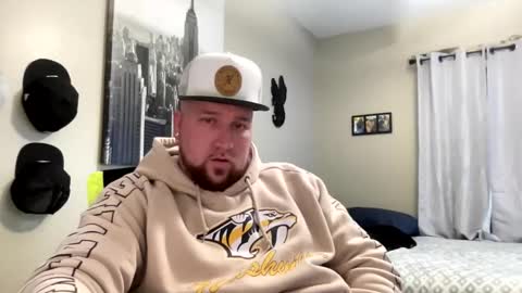 Snapshot of yungmugger47 chatting on 12/21/25, 01:46 yungmugger47 online show from 12/21/25, 01:46