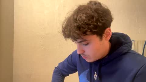 yungstudbev online show from 12/07/24, 12:19