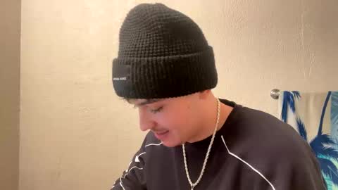 yungstudbev online show from 12/24/24, 11:33