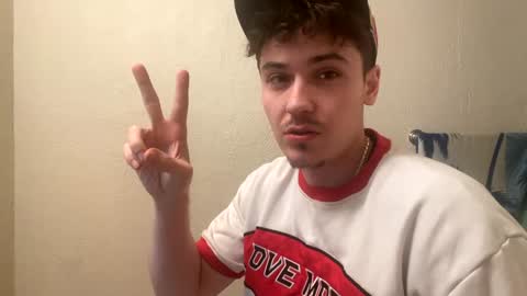 yungstudbev online show from 12/31/24, 08:15