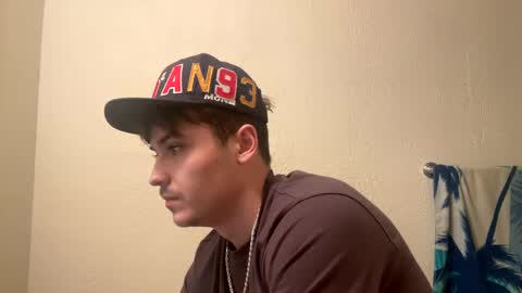 yungstudbev online show from 01/10/25, 08:40