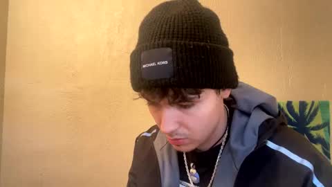 yungstudbev online show from 01/20/25, 01:21