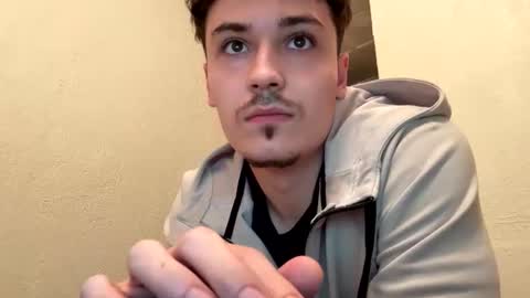 yungstudbev online show from 09/09/25, 01:49