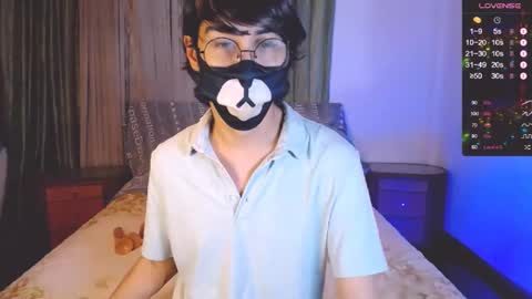 Snapshot of yuniorb chatting on 12/05/24, 03:37 the puppy boy online show from 12/05/24, 03:37