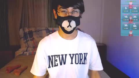 Snapshot of yuniorb chatting on 12/26/24, 03:38 the puppy boy online show from 12/26/24, 03:38