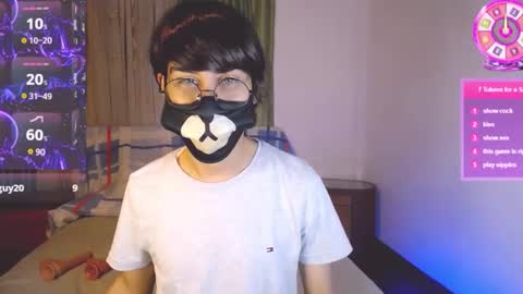 Snapshot of yuniorb chatting on 01/19/25, 03:50 the puppy boy online show from 01/19/25, 03:50