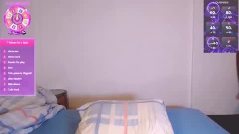 Snapshot of yuniorb chatting on 11/22/25, 03:49 the puppy boy online show from 11/22/25, 03:49