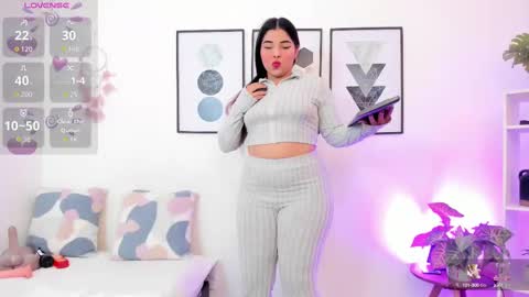 Yunna online show from 09/30/25, 11:26