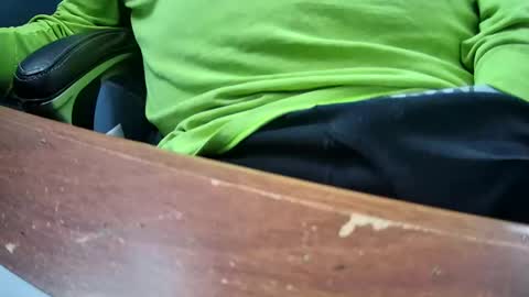 Snapshot of yuppers1234 chatting on 01/23/25, 05:52 yuppers1234 online show from 01/23/25, 05:52