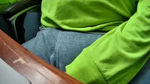 Snapshot of yuppers1234 chatting on 03/01/25, 06:11 yuppers1234 online show from 03/01/25, 06:11