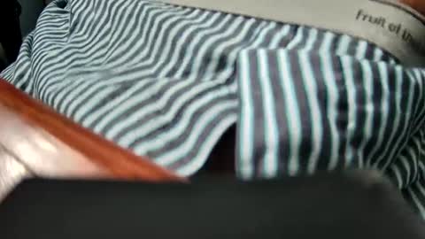 Snapshot of yuppers1234 chatting on 09/13/25, 03:56 yuppers1234 online show from 09/13/25, 03:56