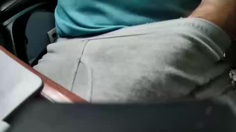 Snapshot of yuppers1234 chatting on 10/14/25, 02:07 yuppers1234 online show from 10/14/25, 02:07