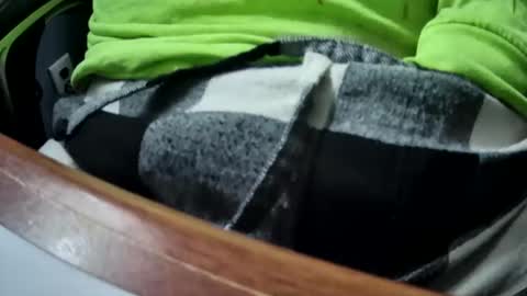 Snapshot of yuppers1234 chatting on 11/21/25, 06:50 yuppers1234 online show from 11/21/25, 06:50