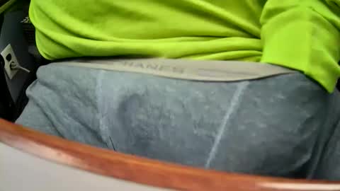 Snapshot of yuppers1234 chatting on 12/05/25, 03:20 yuppers1234 online show from 12/05/25, 03:20