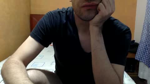 Snapshot of yuquiao chatting on 01/08/25, 01:32 yuquiao online show from 01/08/25, 01:32