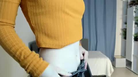 Alesia online show from 11/27/25, 07:43