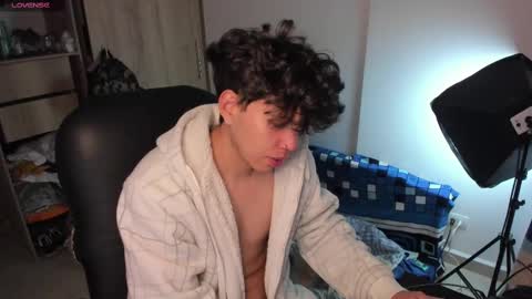 yurii_moody online show from 09/28/25, 05:24