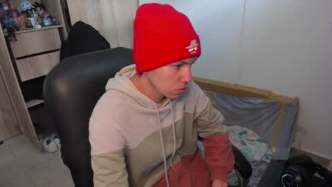 yurii_moody online show from 11/16/25, 05:18