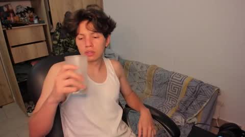 yurii_moody online show from 11/24/25, 10:53