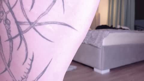 Hi My name Yuriko online show from 09/27/25, 04:23