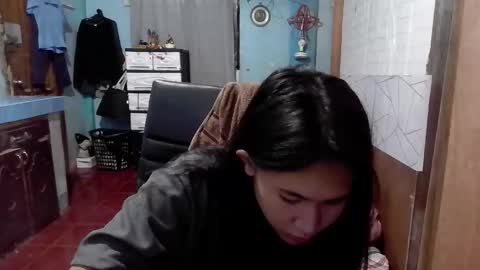 yuriyumixx_xoxo online show from 10/26/25, 12:55