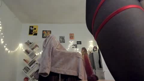 paola online show from 12/01/24, 09:37